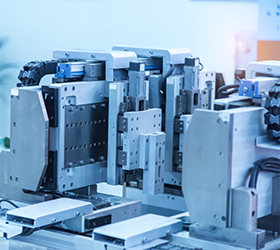 การใช้งาน คลองเลื่อย นในการผลิตสมาร์ทโฟน