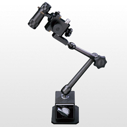 Long-focus microscope